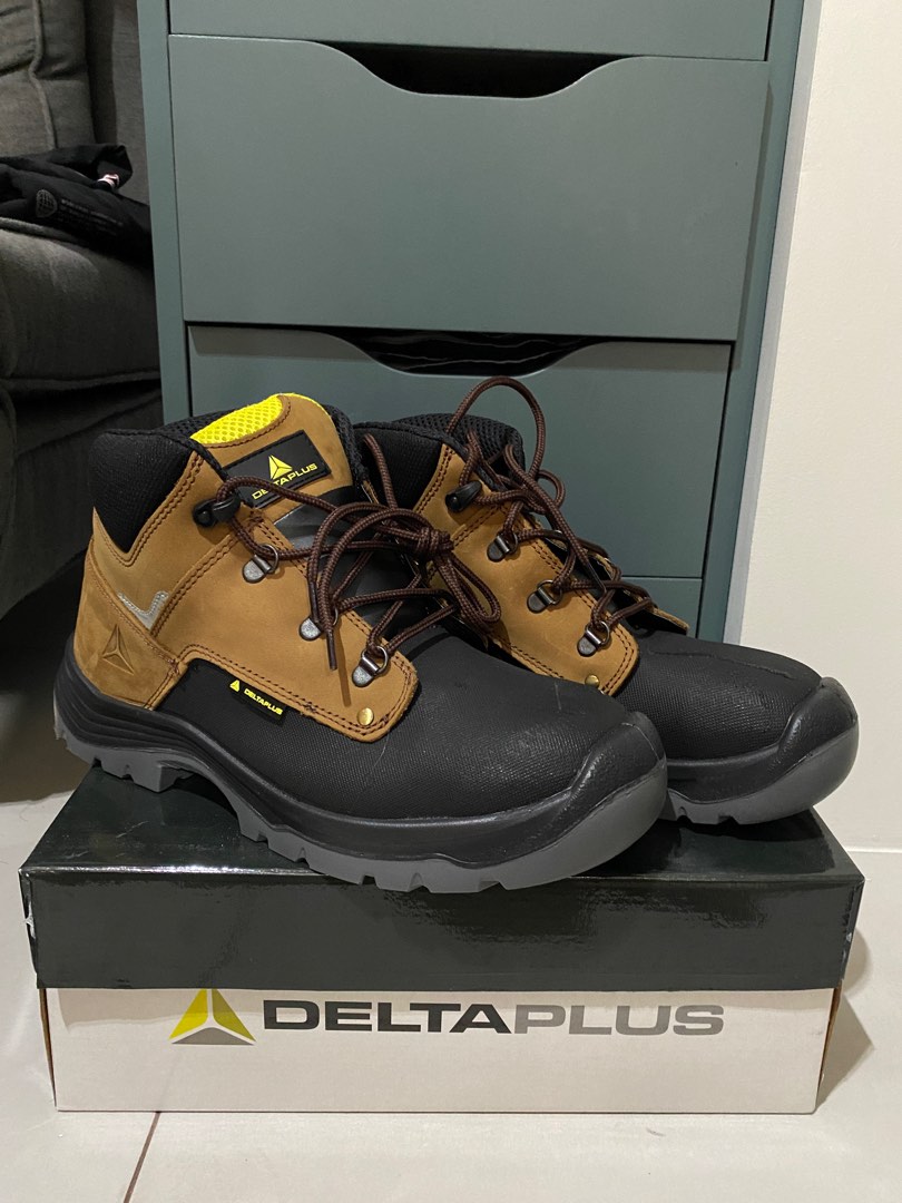 Delta Plus Safety Shoes Boots, Men's Fashion, Footwear, Boots on Carousell
