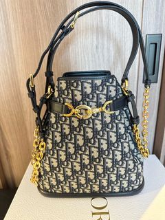 （分類：）位於 。 由 2211_ck 提交（商品編號 1269237247，圖片 1）。簡介： 。
