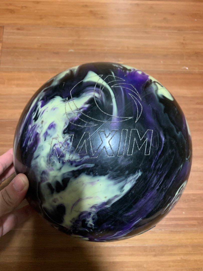 Ebonite Maxim Plastic Spare Bowling Ball 15lbs, Sports Equipment