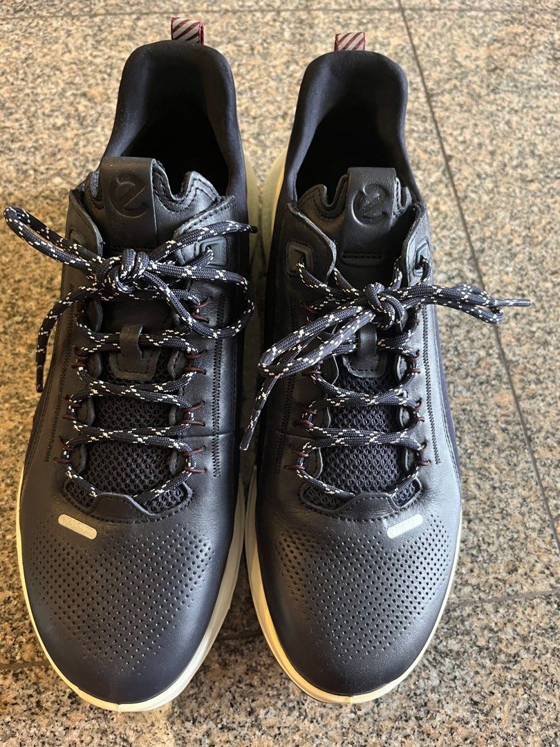 Walking sneaker ecco hotsell mens sneakers