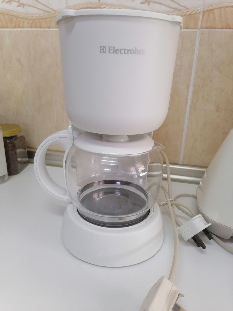 Electrolux Coffee Maker ECM1250, TV & Home Appliances, Kitchen