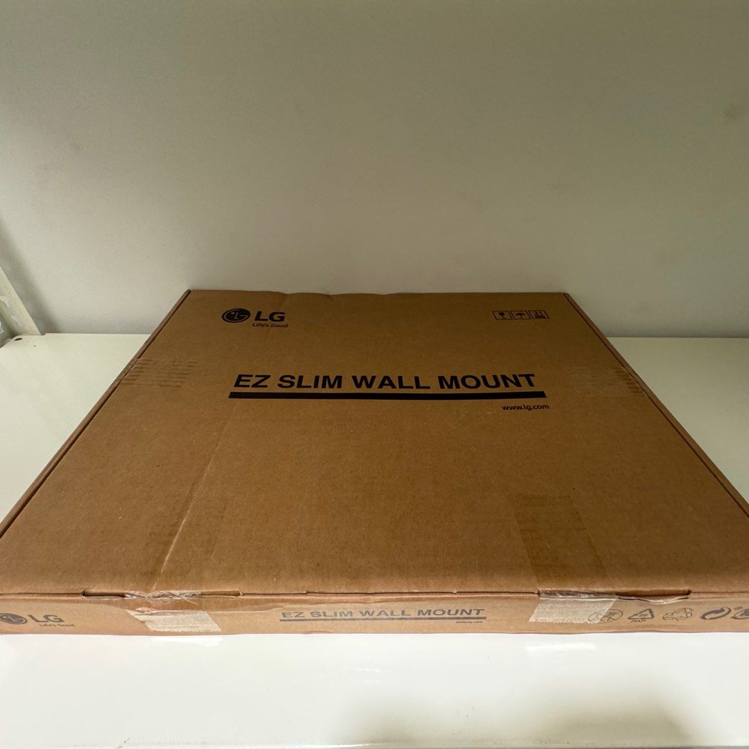 EZ Slim Wall Mount for LG TV's (VESA - 300 X 300 / 300 X 200 / 400 X 200)