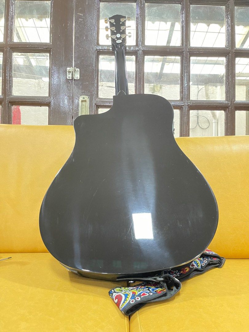 Fender Classic Design Guitar (Category: Musical Instruments) located in Makati City. Submitted by harvey412 (Listing ID 1269184767, Image 2). Description: Single-cutaway dreadnought body style • Fishman Classic Design pickup/preamp • Solid spruce top with scalloped “X”-bracing • Easy-to-play neck with rolled fingerboard edges • Hand orientation: Right With CNB guitar bag With Jimi Hendrix strap With extra guitar strings With free guitar pick Like
