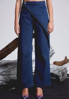 (Category: ) located in . Submitted by barbara.wardrobe (Listing ID 1269283697, Image 1). Description: .