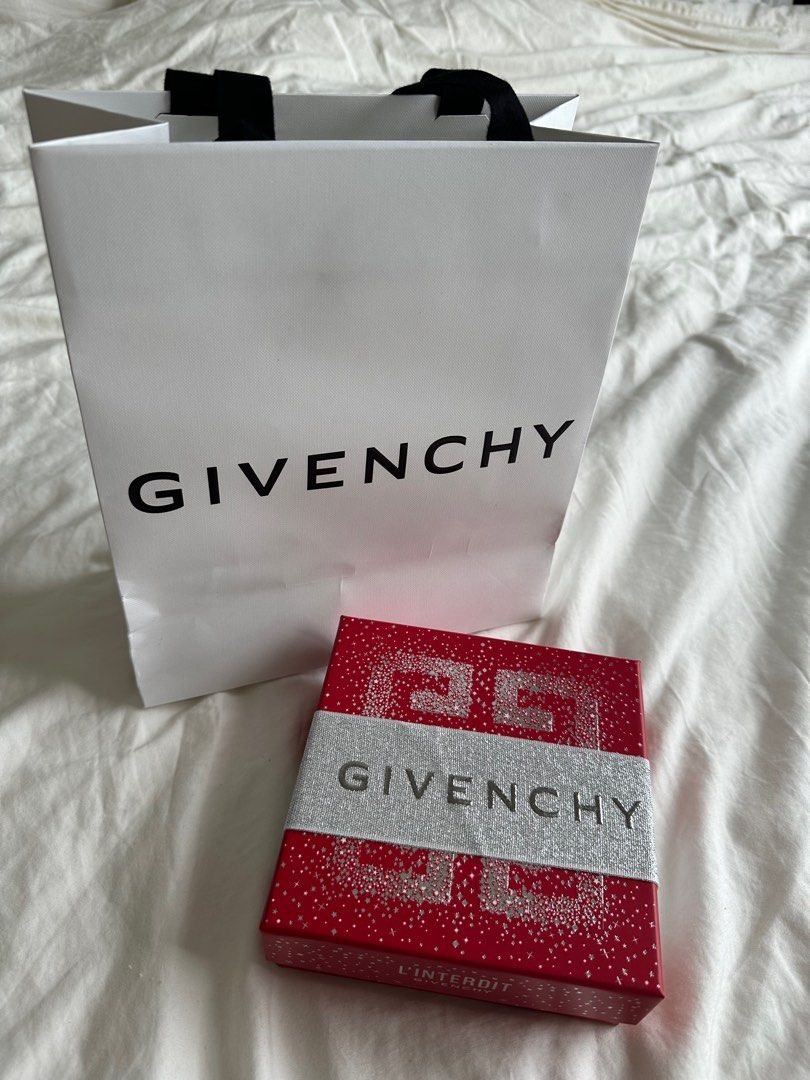 Givenchy l bag hot sale