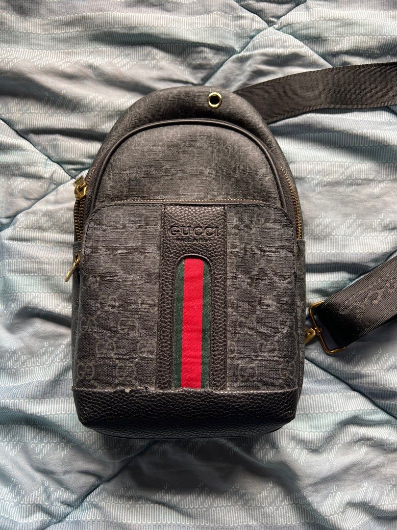 Gucci chest bag top