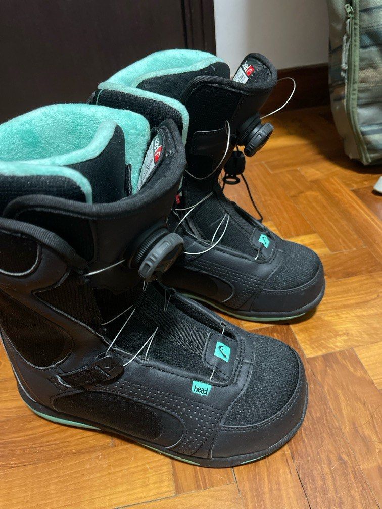 Head snowboard boots for women boa type size us6.5 left and 7.5