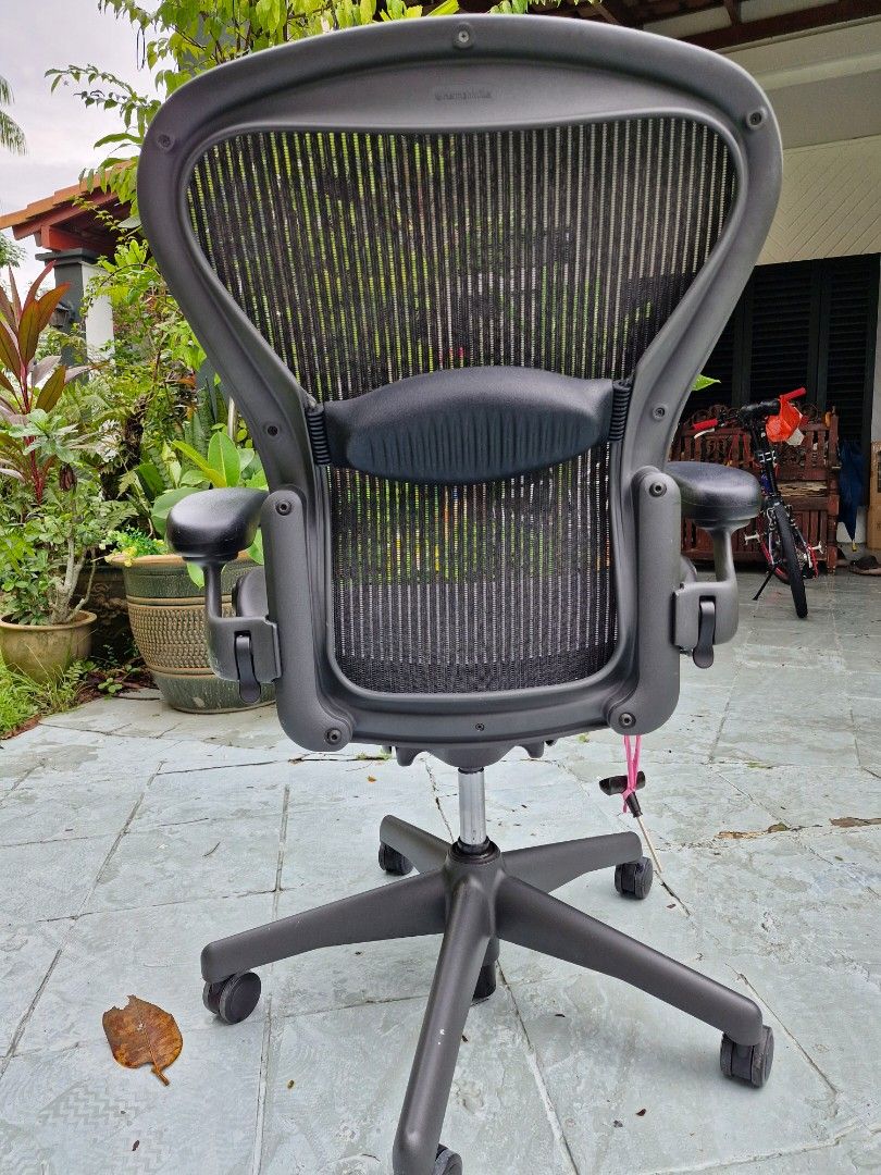 Herman Miller Aeron Chair Furniture Home Living Furniture