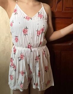 (Category: ) located in . Submitted by theclosetpick (Listing ID 1269107925, Image 1). Description: .