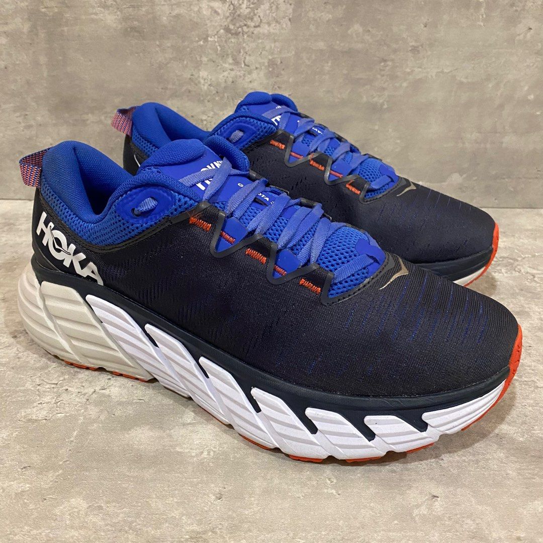 Hoka 9.5 top