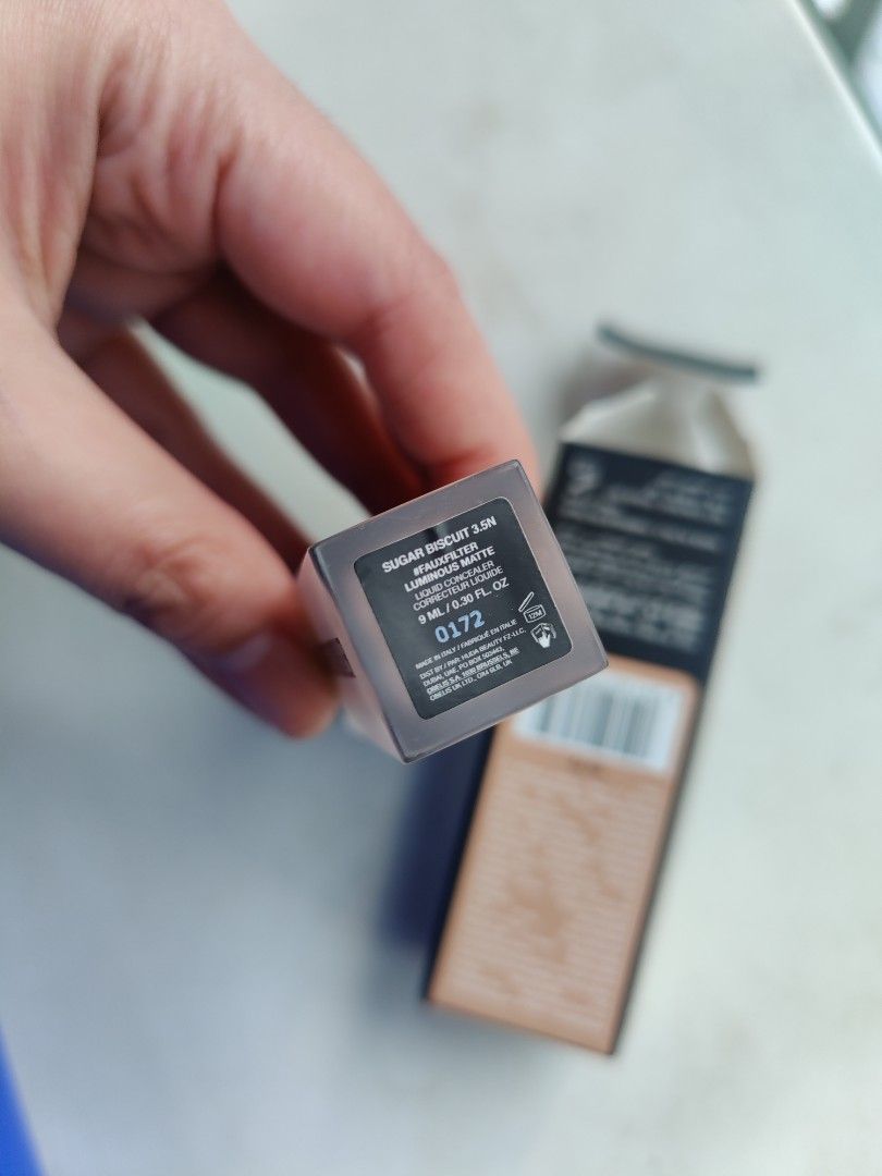Huda Beauty Faux Filter Luminous Matte Liquid Concealer (Category: Makeup) located in Caloocan City. Submitted by lexsun (Listing ID 1269120991, Image 2). Description: RFS: wrong shade used 5x share 3.5N open for trade.