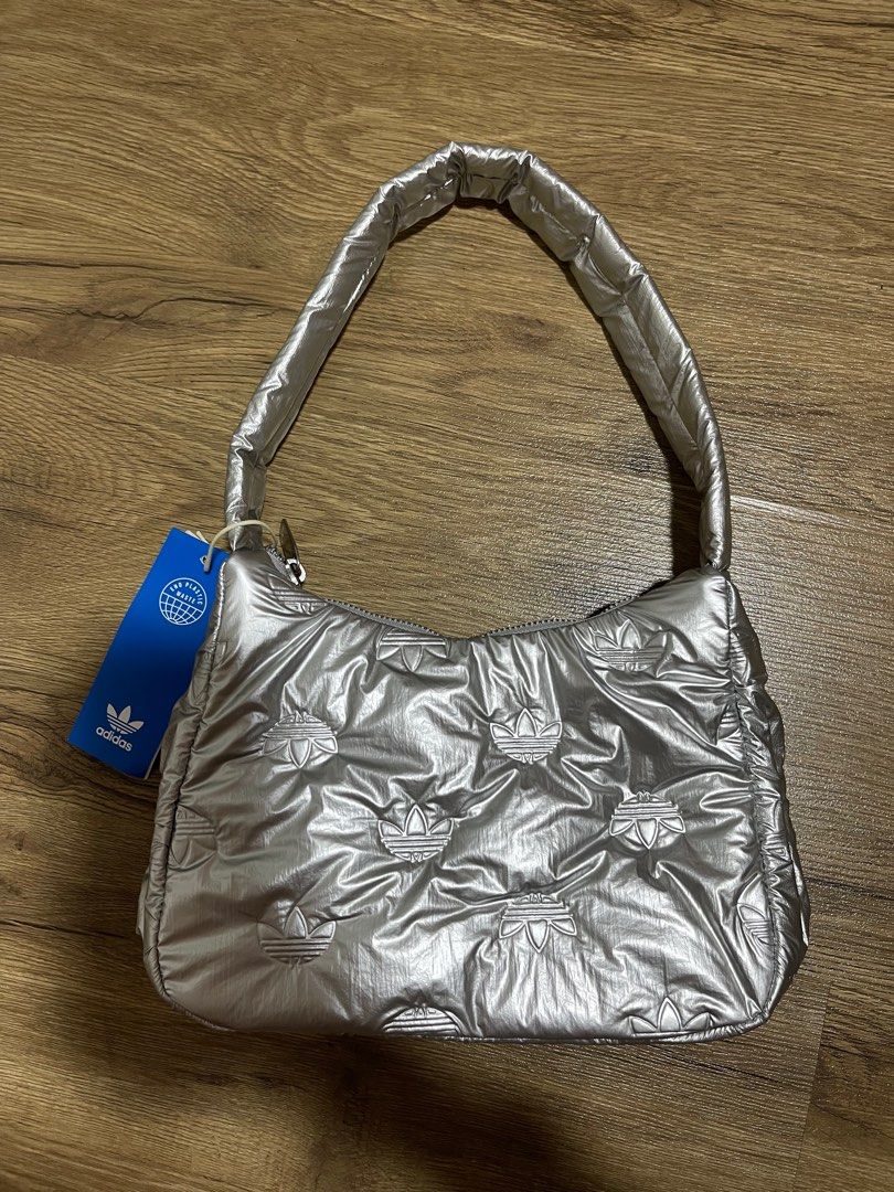 Adidas top silver bag