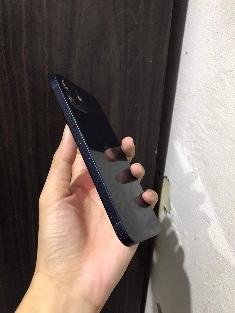 iPhone 12 64gb RUSH (Category: iPhone 12 Series) located in Mandaluyong City. Submitted by aliaxmadi (Listing ID 1269199376, Image 1). Description: ALL WORKING ANY SIM.