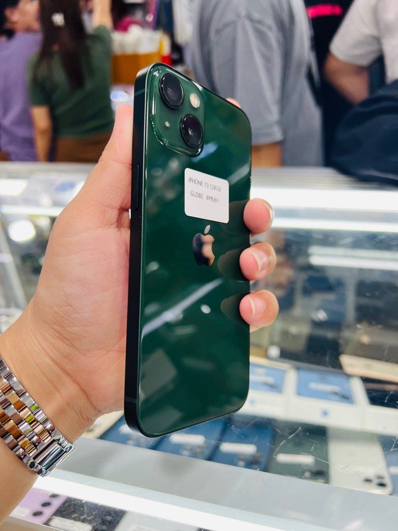 Iphone 13 Globelocked (Category: iPhone 13 Series) located in San Juan City. Submitted by javedsgadgetshop (Listing ID 1269245794, Image 3). Description: OPEN FOR INSTALLMENT VIA CREDIT CARD/GGIVES & SWAP/TRADE-IN! WE BUY AND SELL ( ANYKINDS OF UNIT BINIBILI PO NAMIN)! PTPA : Padelete po f bawal Read ❗️Onhand ‼️ Iphone 13 •128gb •NTC Variant •89% batt health •Globelocked •95% Smoothness •No hidden issue | No Repaired •100% Authentic | Not Refurbi