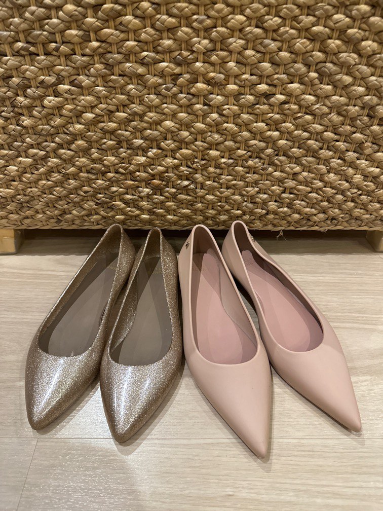 Gold pointed flat best sale shoes