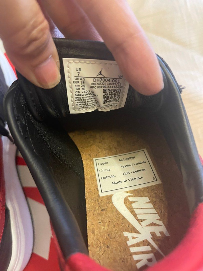 Jordan elevate Low women ( authentic ) (Category: Sneakers) located in Quezon City. Submitted by yassitan (Listing ID 1269105172, Image 2). Description: Selling my Jordan elevate Low Women Size : 7 Authentic Bought from Australia Sinukat ko lang - RFS: di mahilig sa jordan shoes.