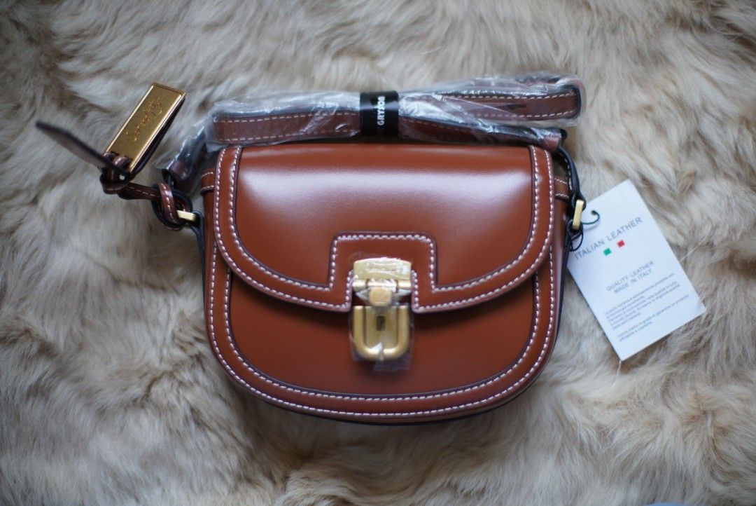 Joy Gryson bag (brown), 女裝, 手袋及銀包, 單肩包 Carousell