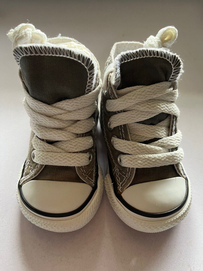 Kasut cheap converse baby
