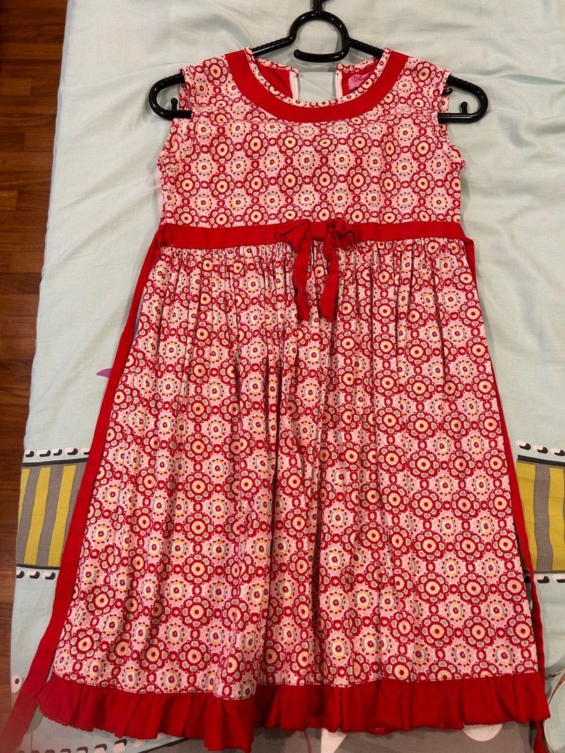 Red frock hotsell for kids