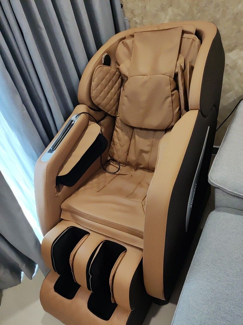 like new snowfit oasis full body massage chair Health