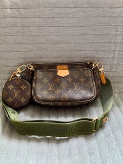 （分類：）位於 。 由 kc_closet 提交（商品編號 1269220656，圖片 1）。簡介： 。