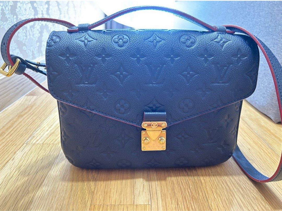 LV Pochette Metis, Luxury, Bags & Wallets on Carousell
