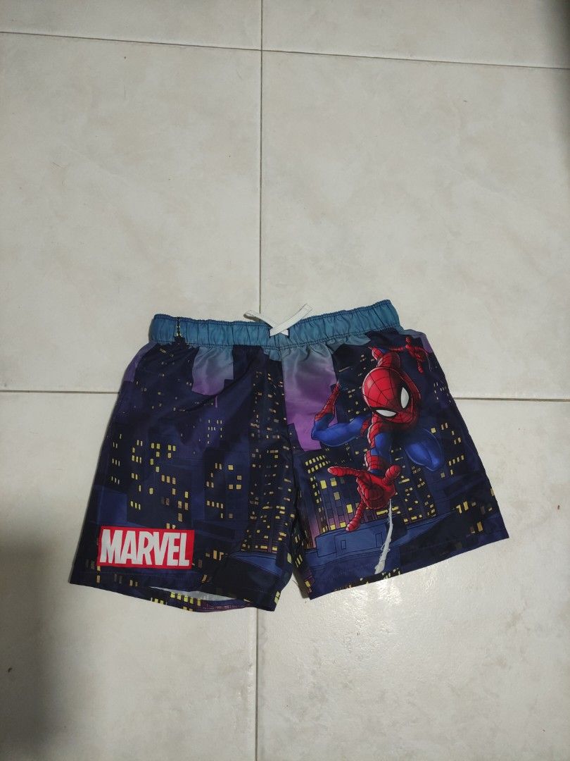 Marvel board outlet shorts