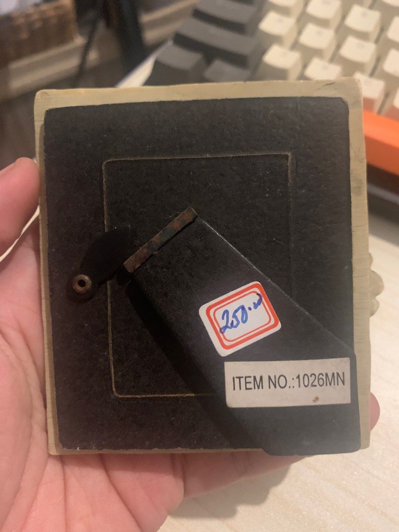 [08] mini frame 9.25cm x 8cm (Category: Frames & Pictures) located in Marikina City. Submitted by theflos (Listing ID 1269168265, Image 2). Description: .