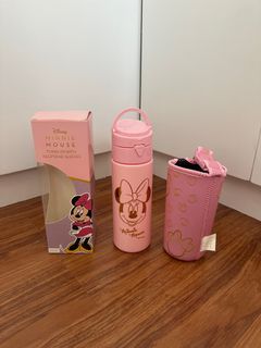 Minnie mouse tumbler with neoprene sleeves