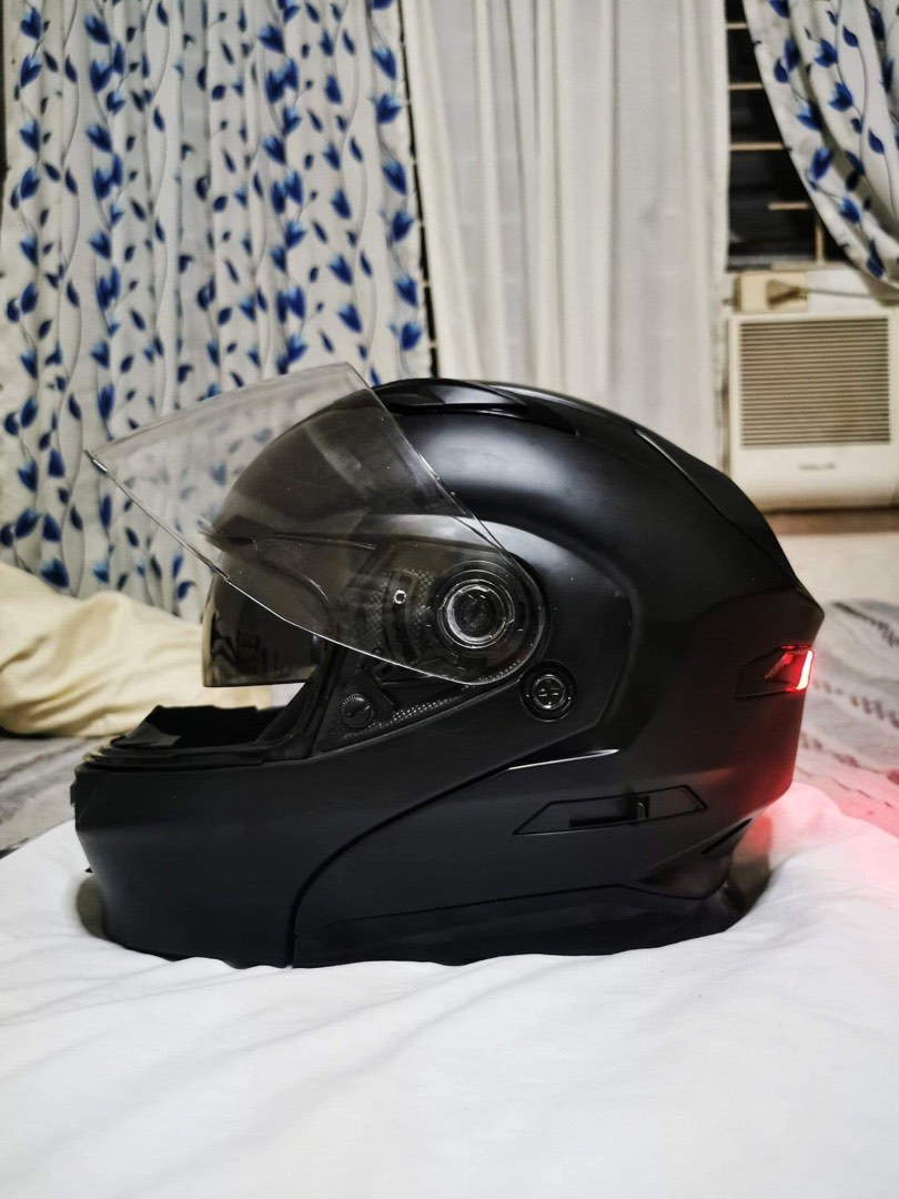 Motor Helmet GMax Dual Sport Modular Helmet, Motorbikes, Motorbike