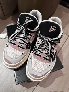 （分類：）位於 。 由 DDylan_DD 提交（商品編號 1269267649，圖片 1）。簡介： 。