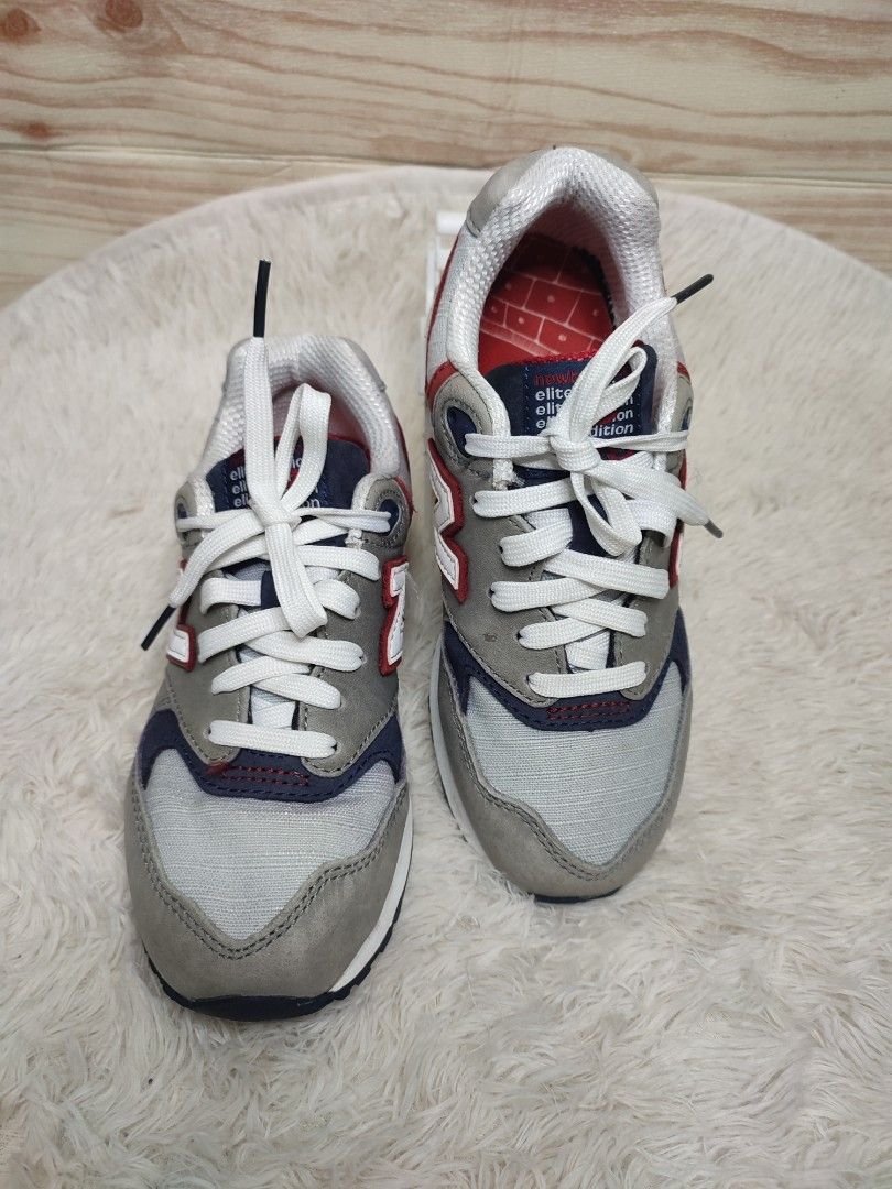 NEW BALANCE elite edition