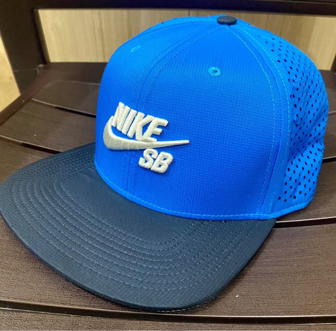 Nike store sb celeste