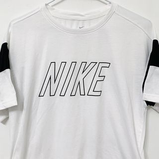 NIKE AS W NK DRY TEE CRW SS FAM GRX TEE 大LOGO 刺繡 運動 休閒 球衣 短袖 短版 女版 黑白配色 S號 930284-100 CLT-W TP0_2312