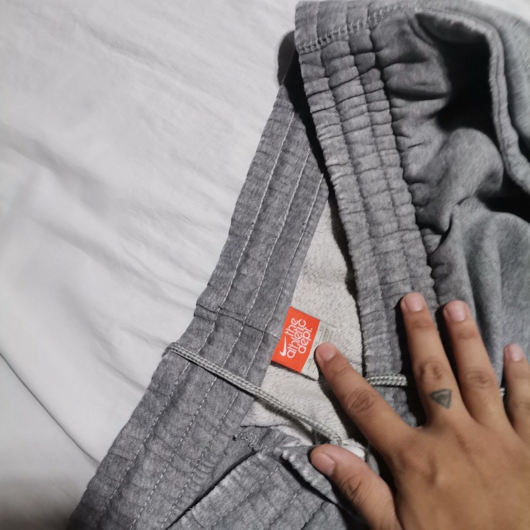 Nike athletic online dept sweatpants