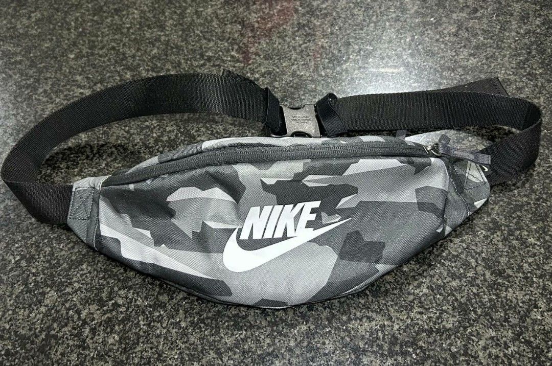 Waist Pack Nike Race Day Waistpack - Top4Running.com