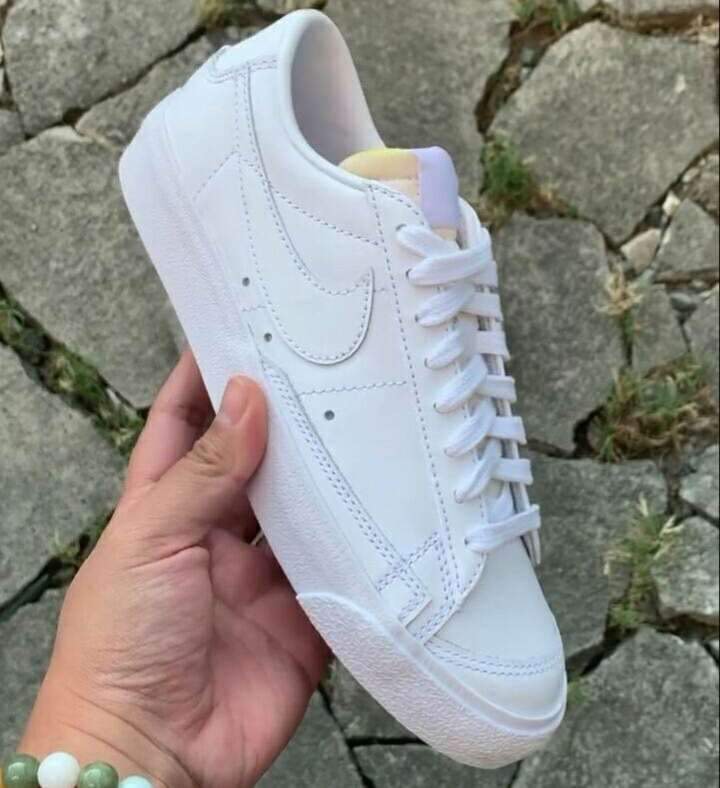 womens nike blazer low white