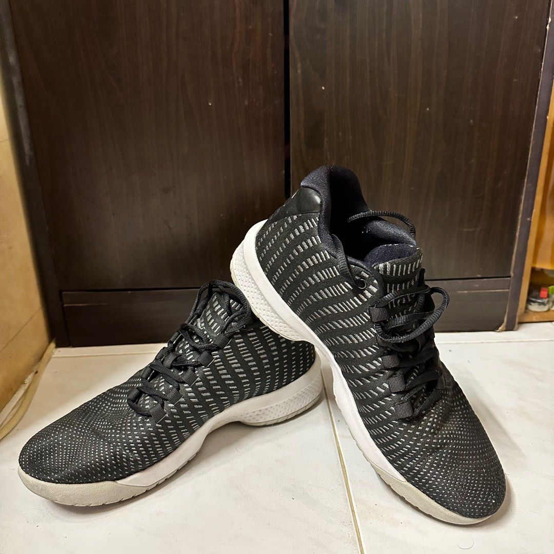 Jordan fly x hotsell