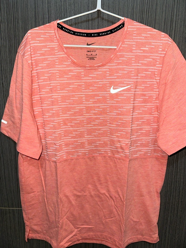 mens peach nike shoes