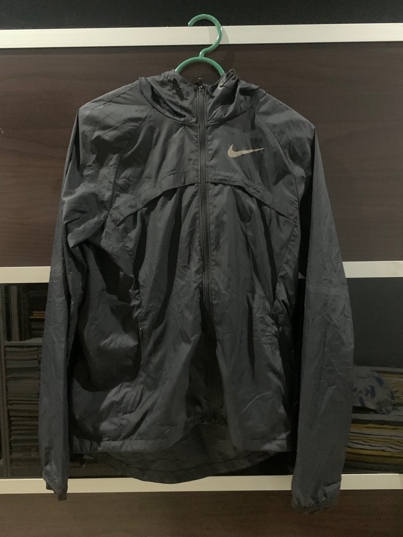 nike windbreaker champs