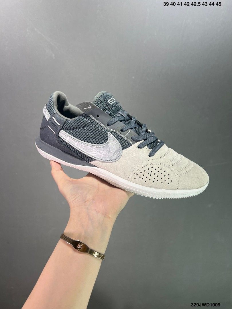 Nike gato twitter sales