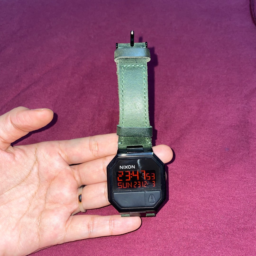 Nixon hot sale rerun leather