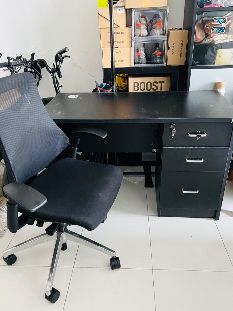 Office table and chair set deals olx