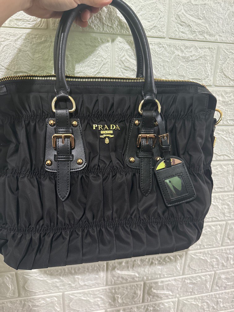Prada crumpled bag outlet