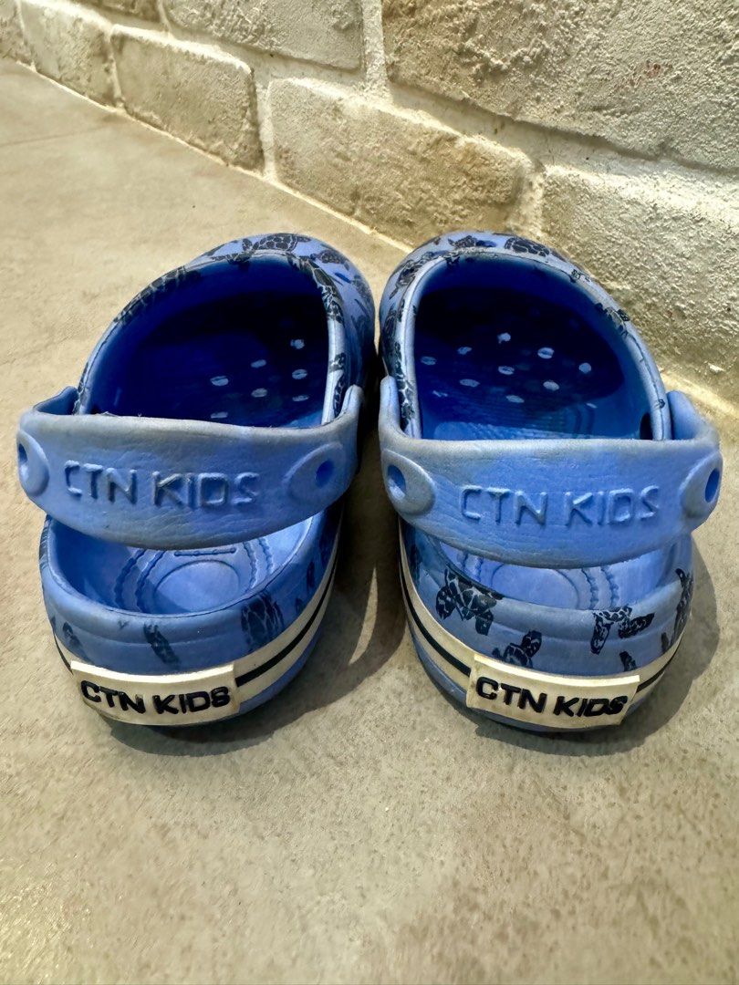 Preloved Cotton On Crocs boy shoe