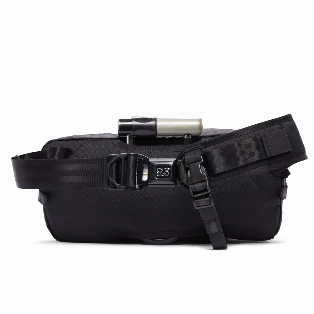 PROMO - CHROME INDUSTRIES KADET MESSENGER SLING BAG BLACK XRF