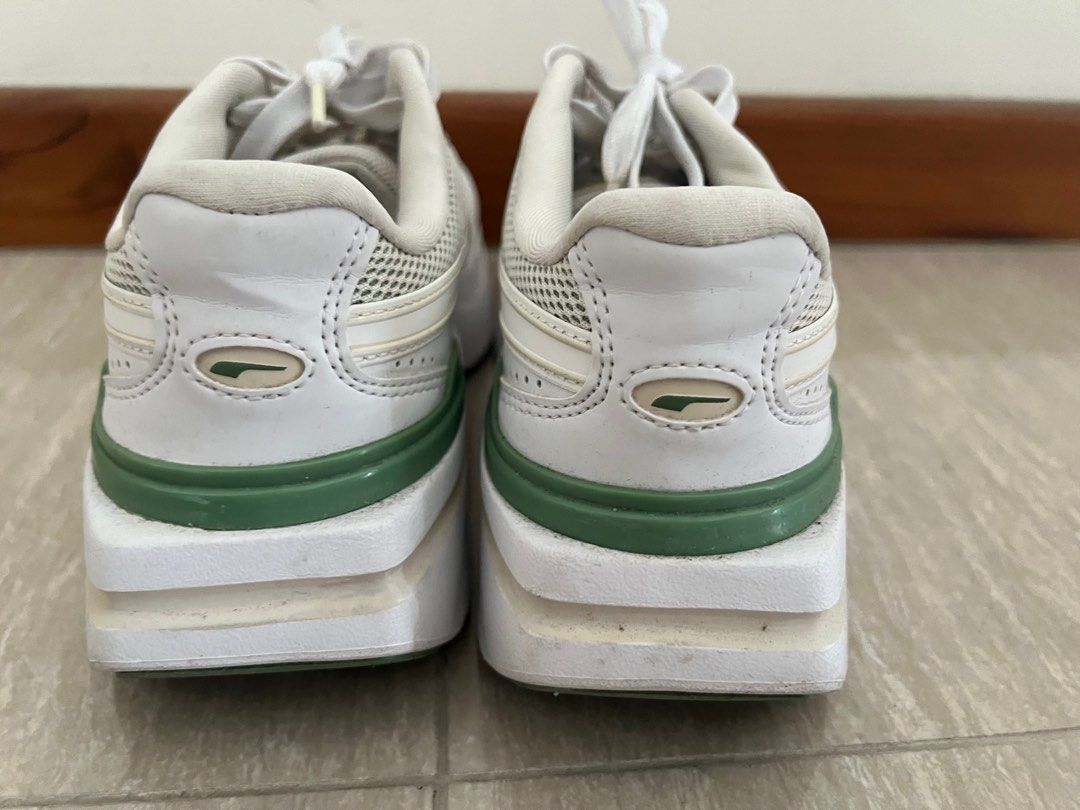 Puma yeezy 7 look alike hot sale