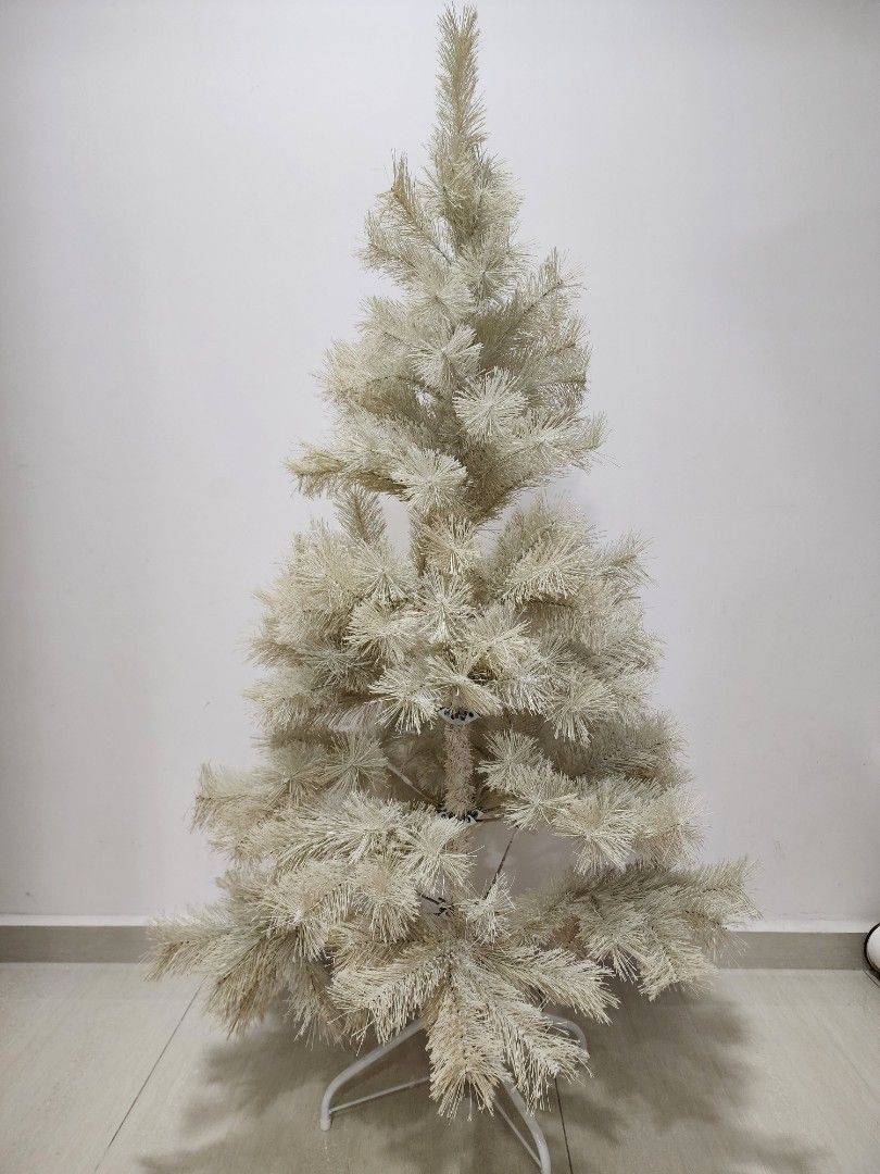 Rare Snow White Christmas Tree Artificial 1.5m, Furniture & Home Living, Home Decor, Artificial