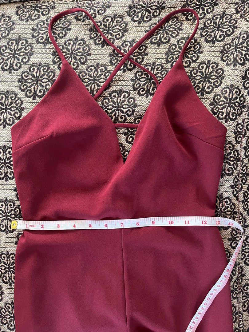 Red Maroon Jumpsuit (Category: Jumpsuits) located in Quezon City. Submitted by declutter_p (Listing ID 1269148091, Image 2). Description: Used once Slightly stretchy material.