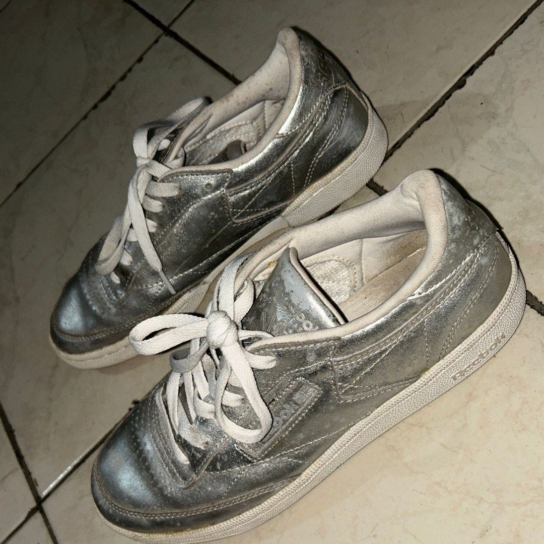 Reebok Silver Sneaker Club Reebok C85 Club Shine, Fesyen Wanita